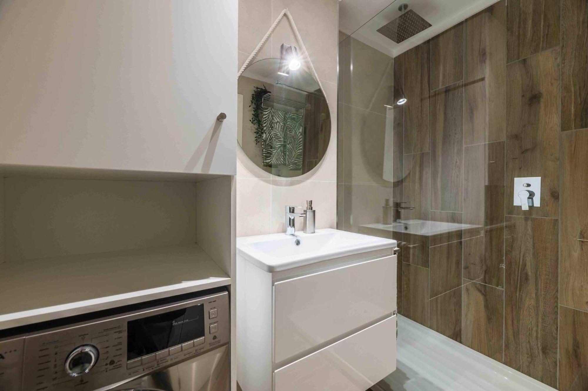 Downtown Albufeira 3-Bedroom Luxury Apartment Luaran gambar
